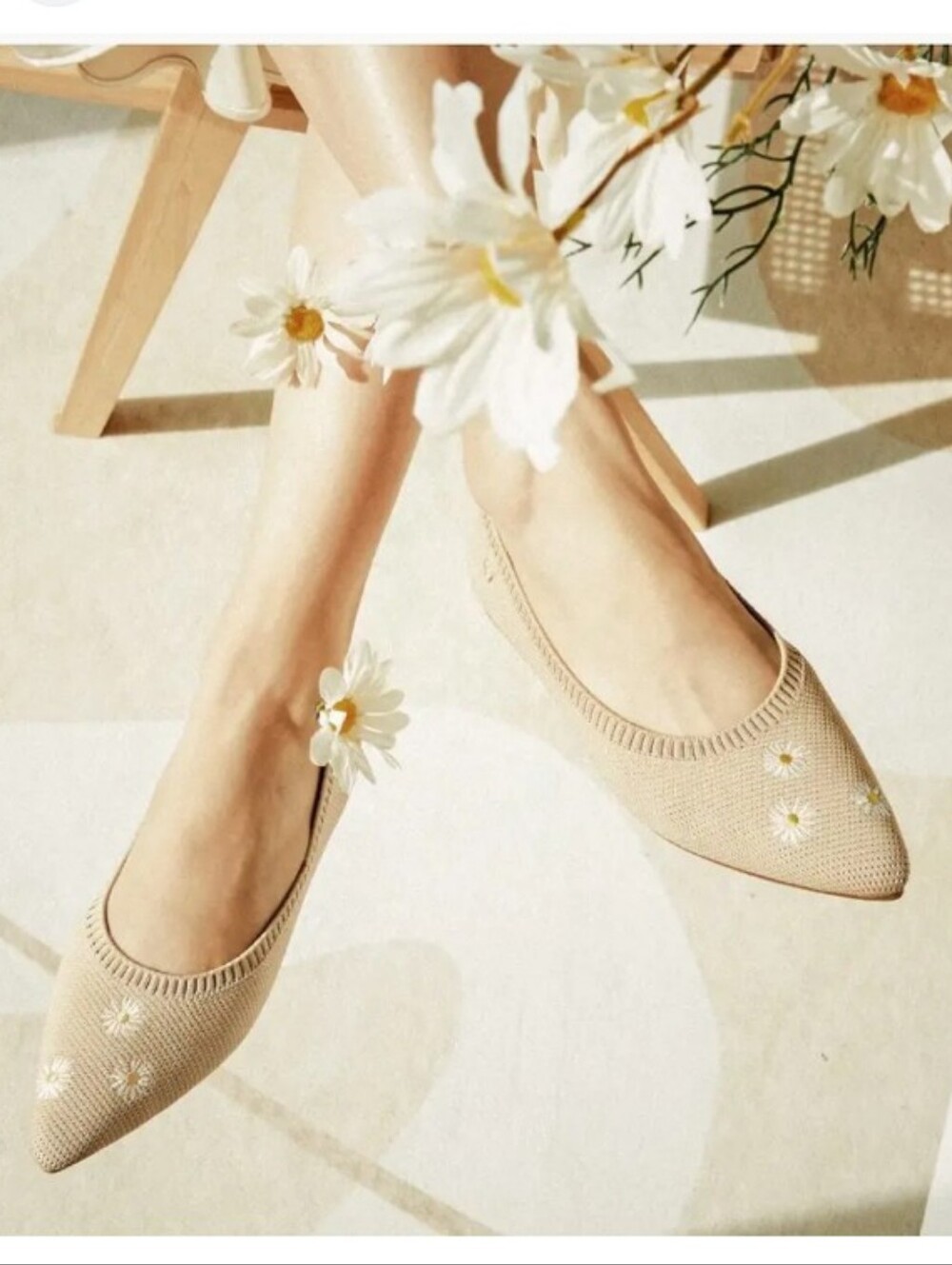 Vivaia Aria Pointed Toe Knit Flats